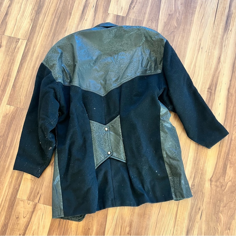 G-III Leather designs || 80s Vintage Black Leather Jacket - Picture 7 of 9